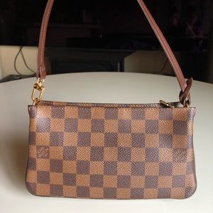 Additional Pictures LV Navona Pochette Accessories